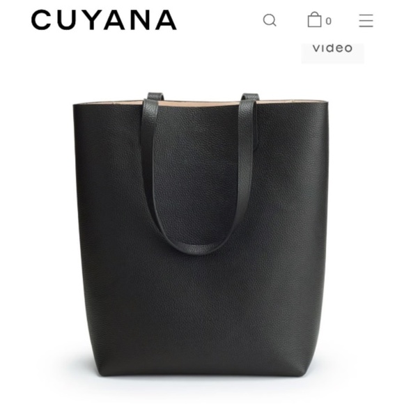 Cuyana Handbags - Cuyana Tall Structured Tote - Black Pebbled Leather